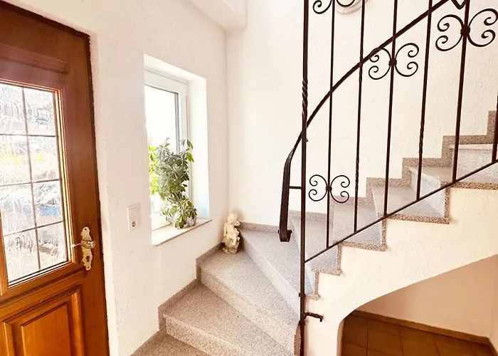 Weingut Kilburg בית הארחה